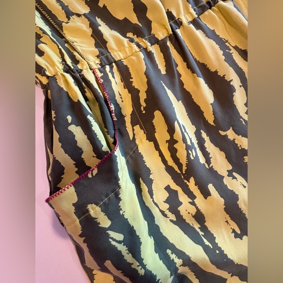 ROY STUDIO 100% Silk Sleeveless Summer or Spring Yellow Dress Size 38 - Picture 7 of 10